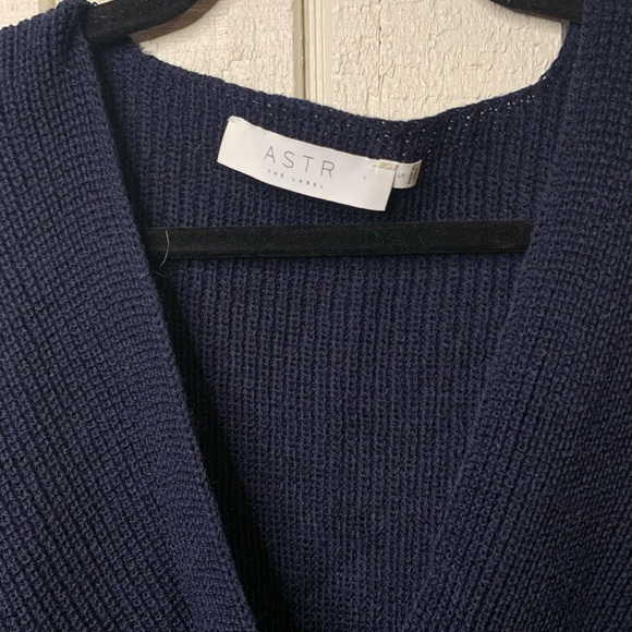 Astr the Label wrap front sweater, size small. - Picture 4 of 4